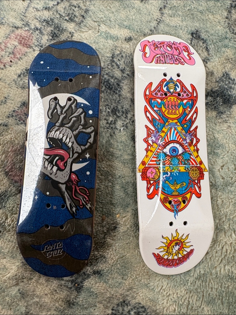Tech Deck Santa Cruz Screaming hand tech decks just the boards.